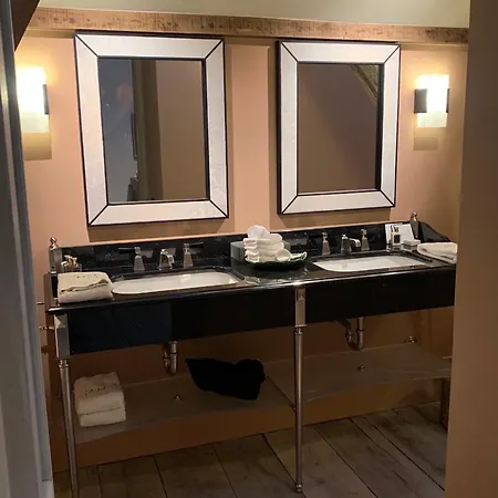 The Verhaegen Couette-café